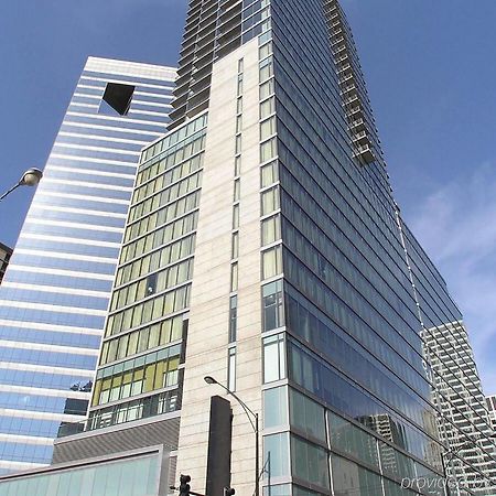 Aparthotel Bridgestreet At State And Grand à Chicago Extérieur photo
