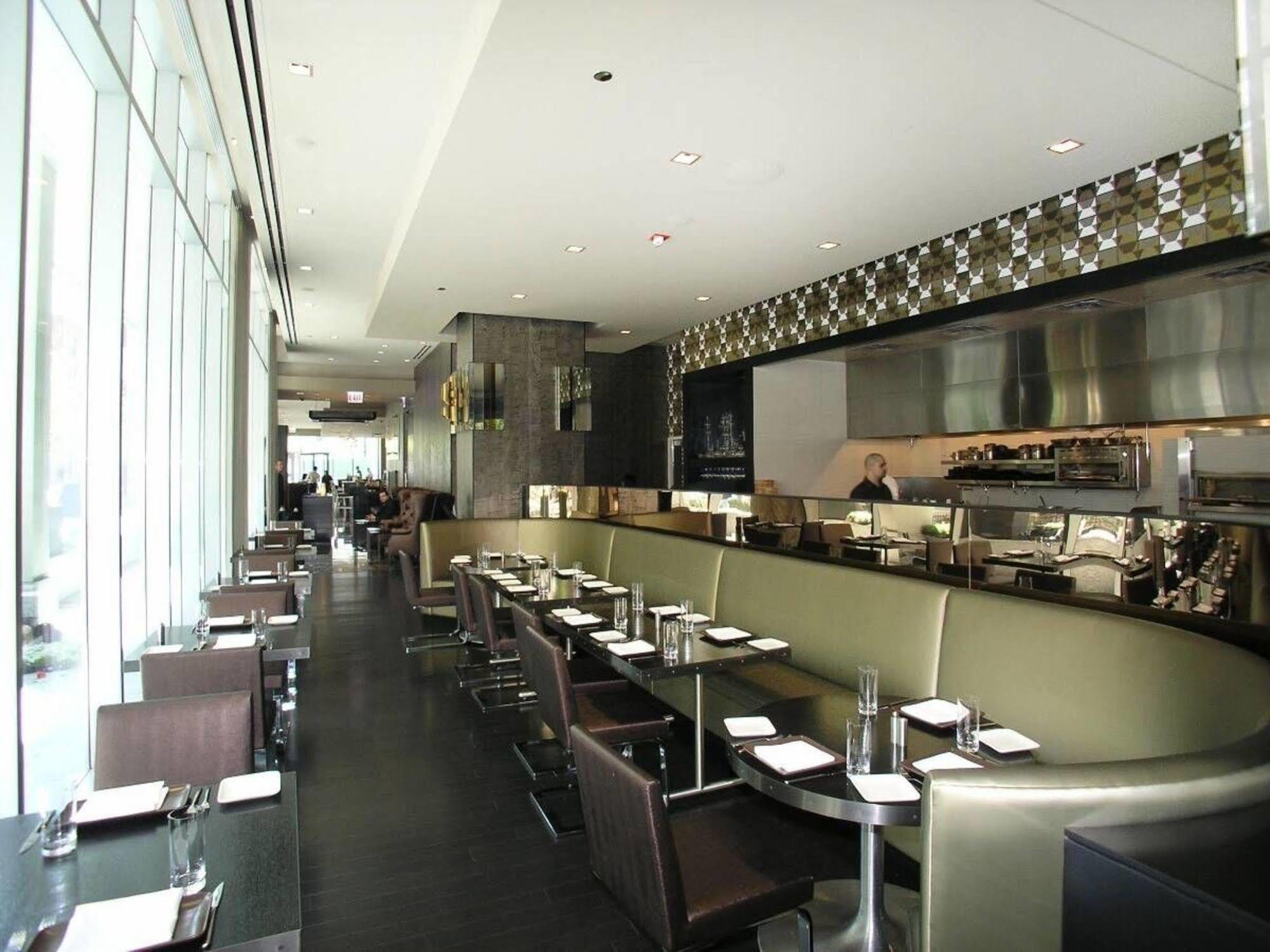 Aparthotel Bridgestreet At State And Grand à Chicago Extérieur photo