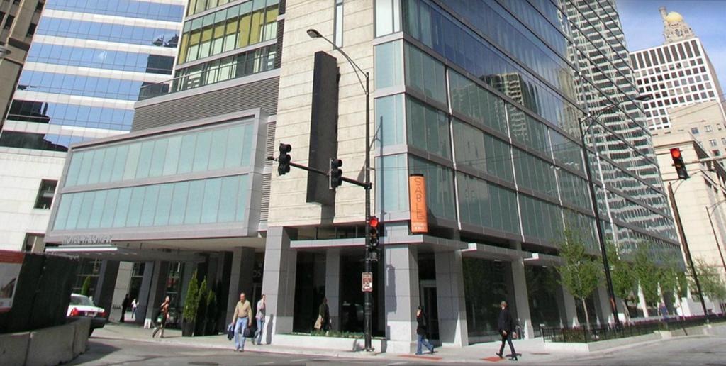 Aparthotel Bridgestreet At State And Grand à Chicago Extérieur photo